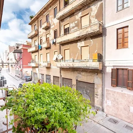 Romantico Terrazza In Centro Daire Cagliari